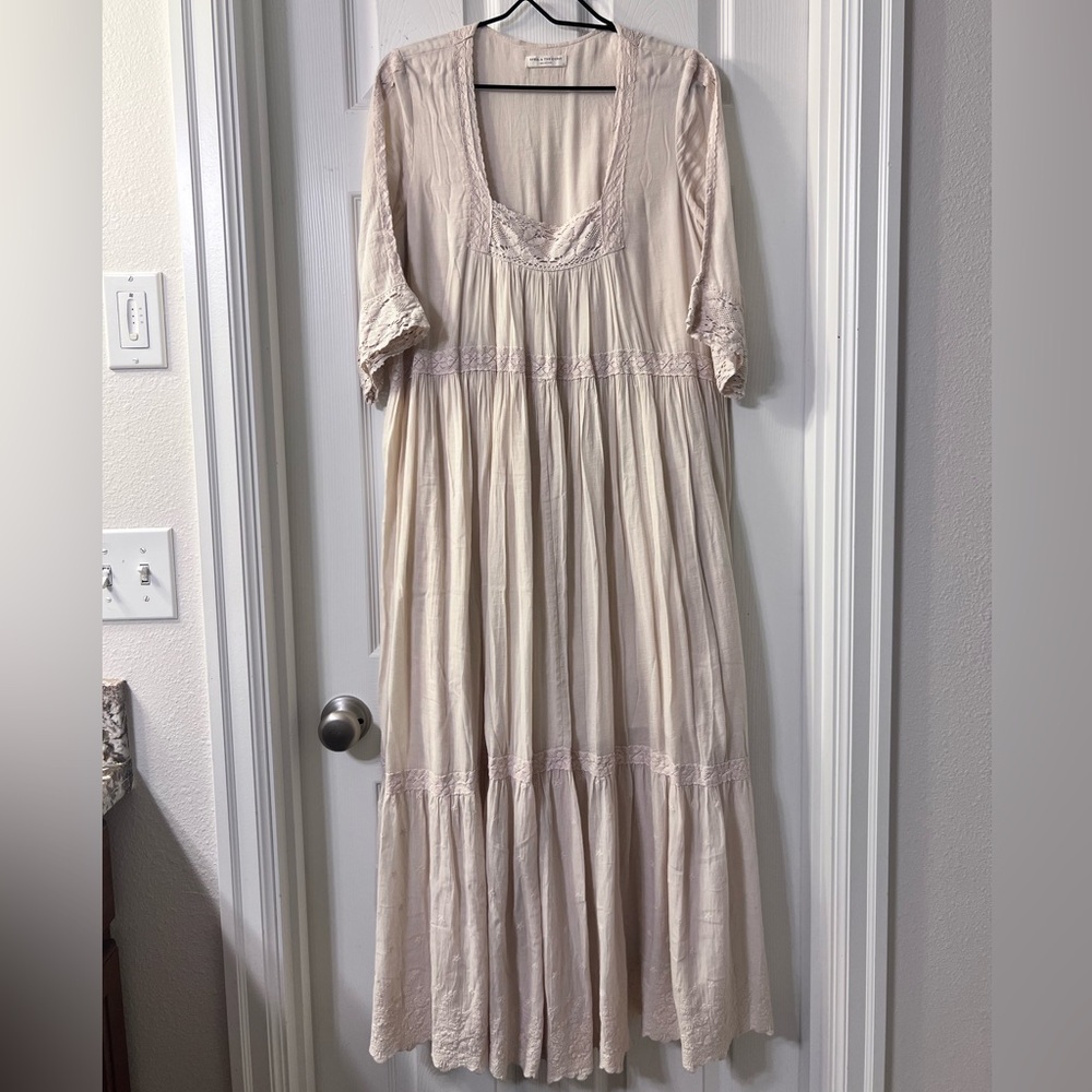 Spell Harmony Gown - Porcelain - Picture 3 of 7